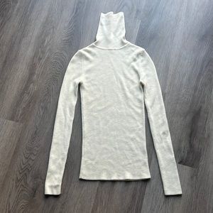 UNIQLO Ribbed Merino Wool Turtleneck Sweater